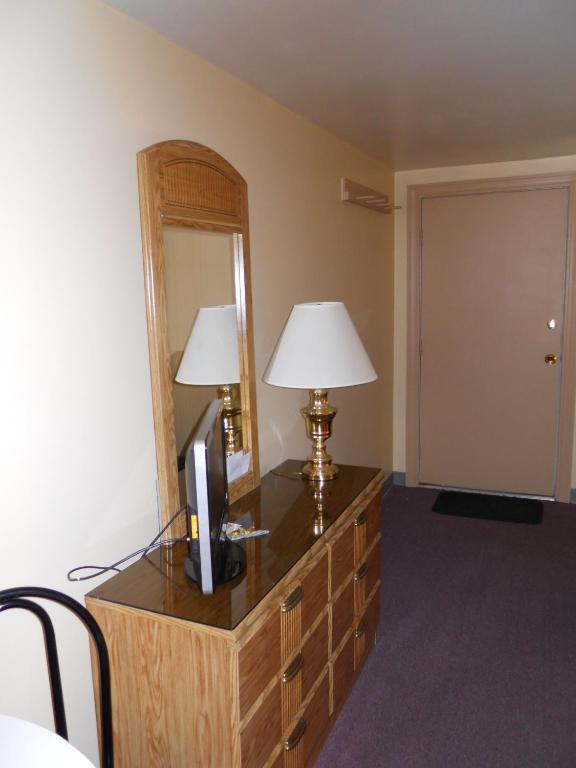 Autumn Breeze Motor Lodge Северен Уудсток Стая снимка